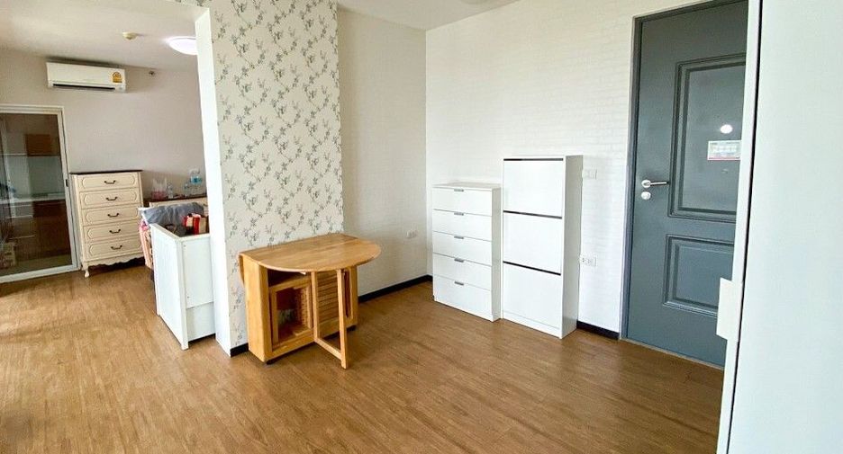 For sale 1 bed condo in Huai Khwang, Bangkok