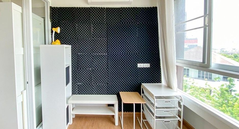 For sale 1 bed condo in Huai Khwang, Bangkok