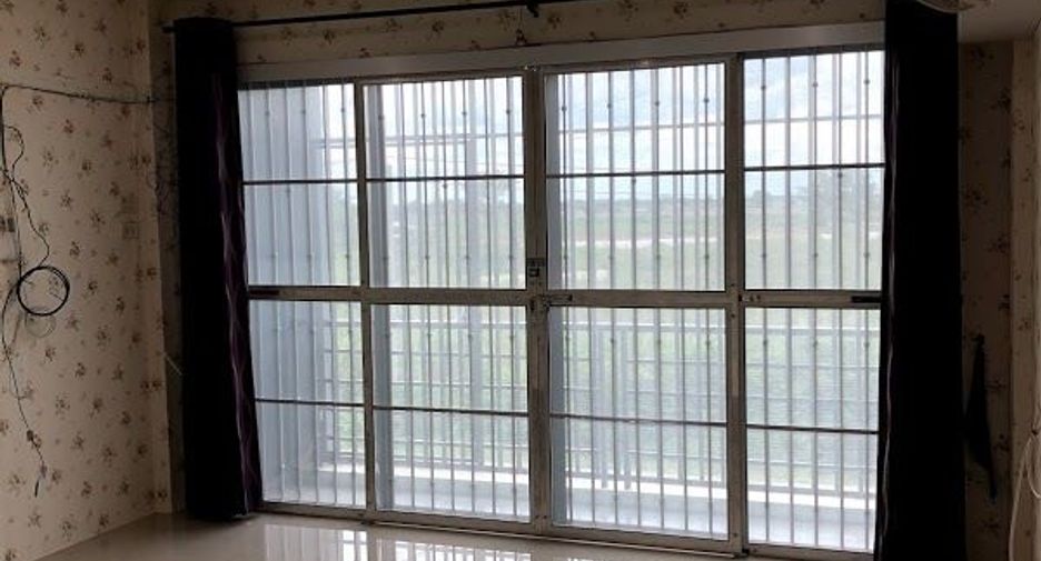 For sale 2 bedrooms townhouse in Mueang Nakhon Sawan, Nakhon Sawan