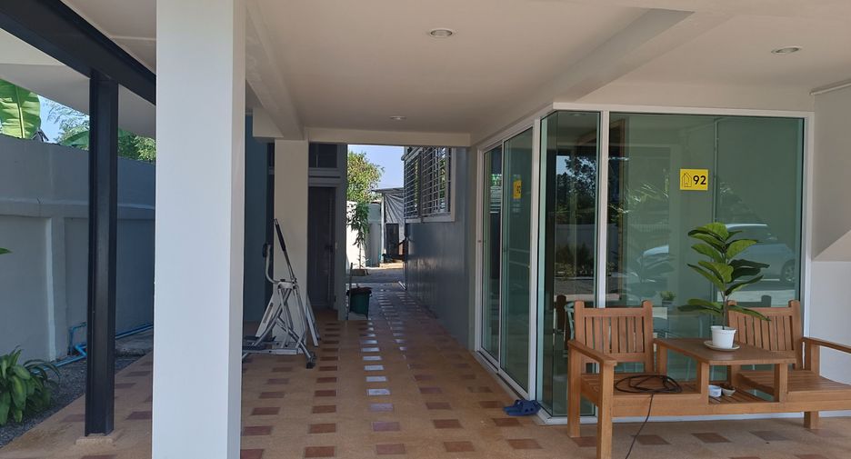 For sale 5 bedrooms villa in Mueang Chiang Rai, Chiang Rai