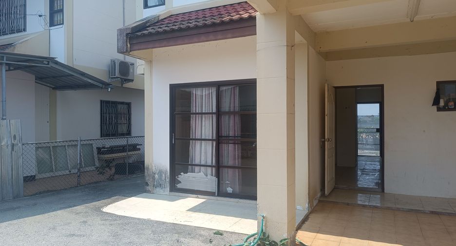For sale 2 bedrooms house in Mueang Chiang Rai, Chiang Rai