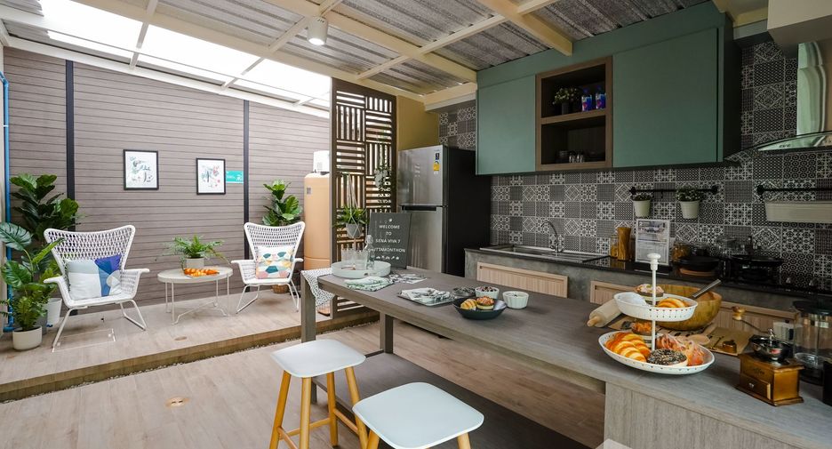 For sale 2 ベッドルーム townhouse in Sam Phran, Nakhon Pathom