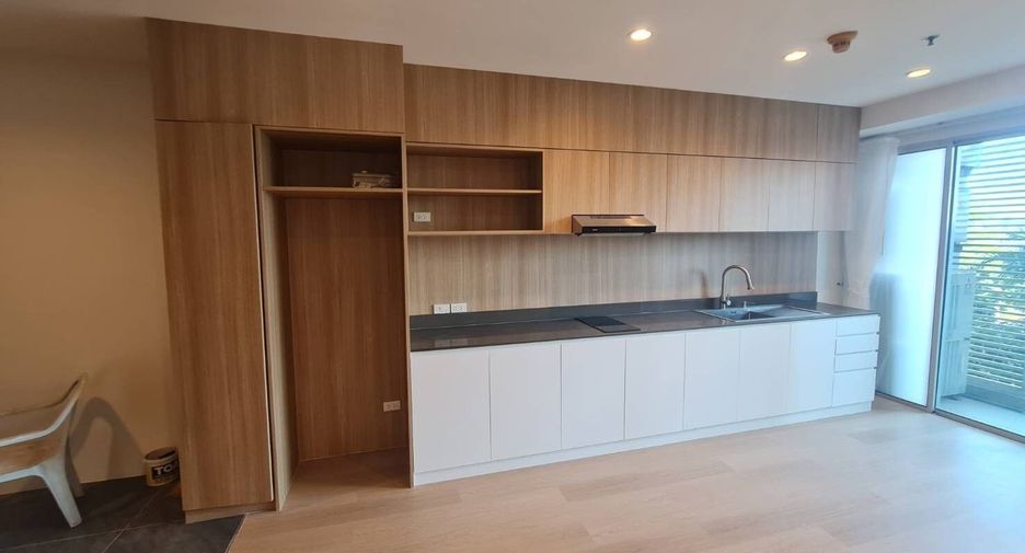 For sale 2 bedrooms condo in Yan Nawa, Bangkok