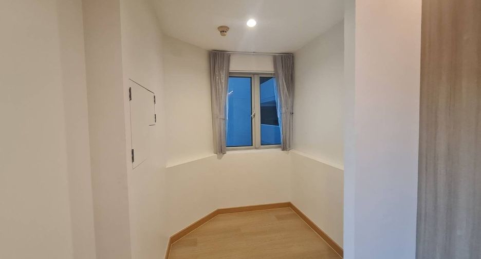 For sale 2 bedrooms condo in Yan Nawa, Bangkok