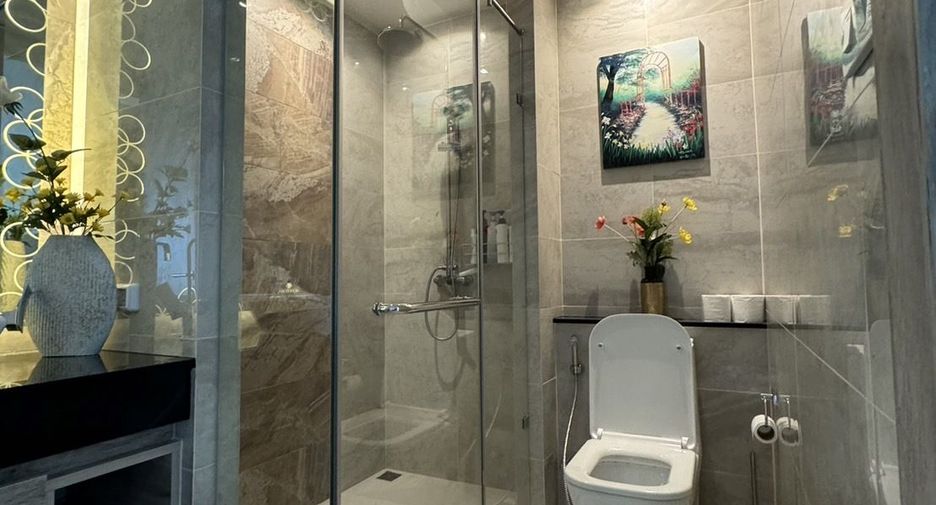 For rent 2 bedrooms condo in Bang Lamung, Chonburi