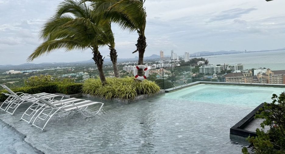 For rent 2 bedrooms condo in Bang Lamung, Chonburi