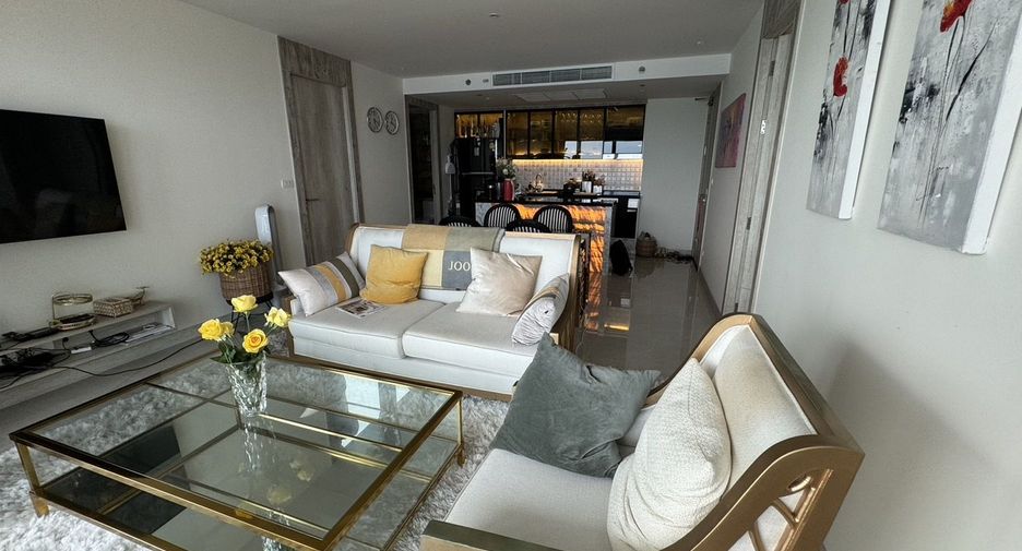 For rent 2 bedrooms condo in Bang Lamung, Chonburi
