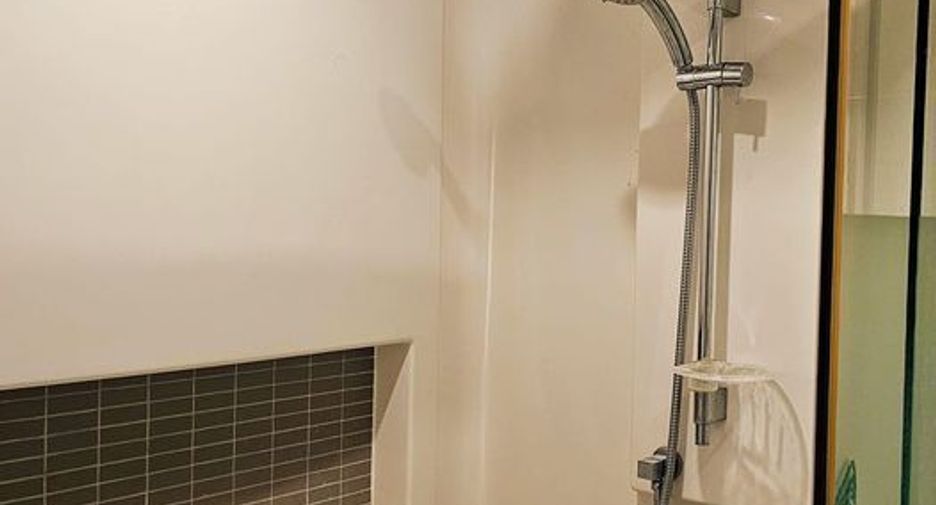 For sale 1 bed condo in Thon Buri, Bangkok
