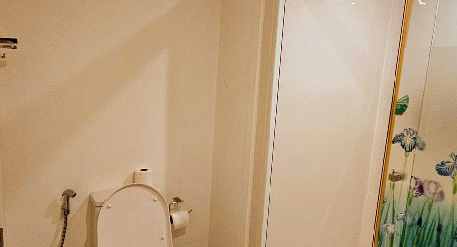 For sale 1 bed condo in Thon Buri, Bangkok