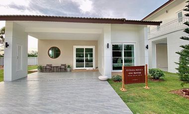 For sale 3 bedrooms house in Mueang Songkhla, Songkhla