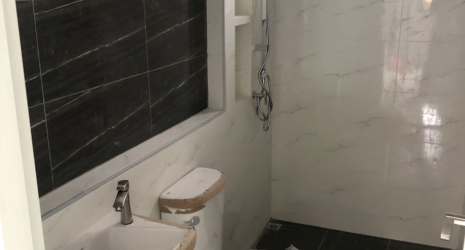 For sale 2 bedrooms house in Mueang Surin, Surin