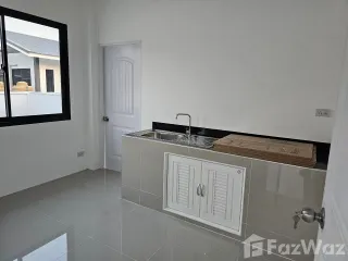 Casa en venta de 3 habitaciones en Phatthana Nikhom, Lopburi