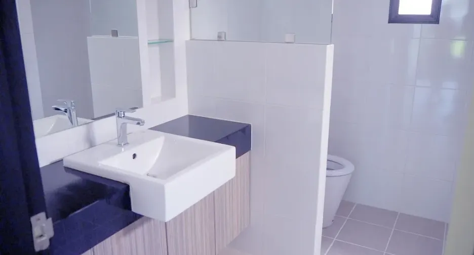 For sale 4 bedrooms townhouse in Pak Kret, Nonthaburi