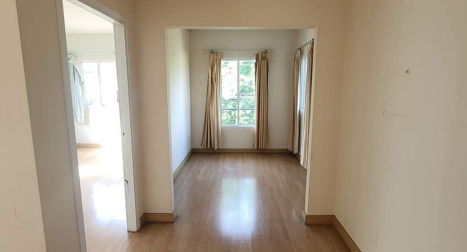 À vendre 5 chambres maison à Pak Kret, Nonthaburi