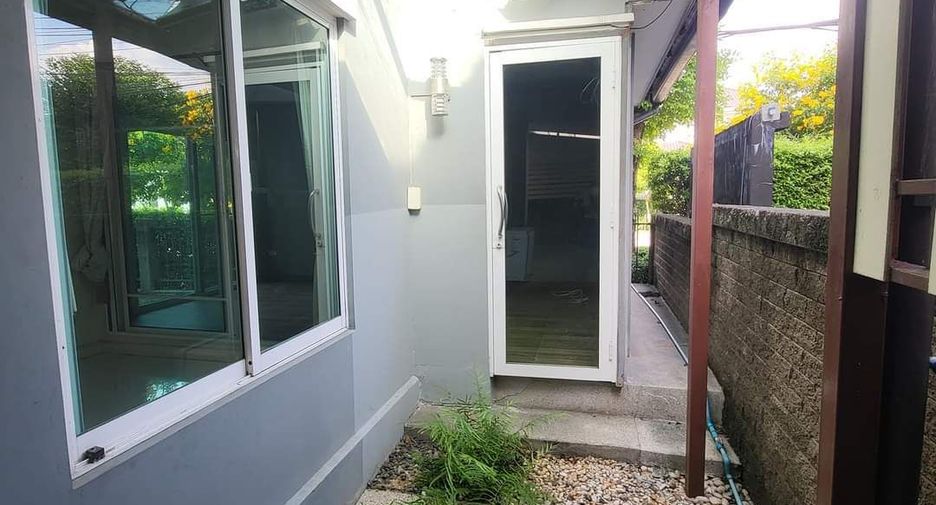 À vendre 5 chambres maison à Pak Kret, Nonthaburi