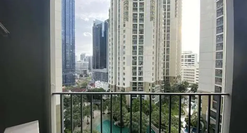 For sale and for rent 2 bedrooms condo in Huai Khwang, Bangkok