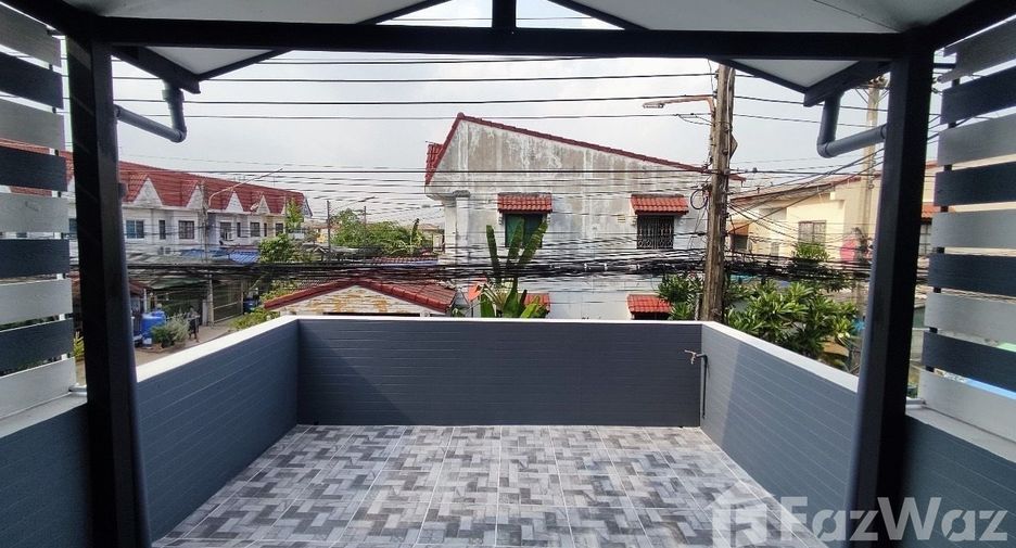 For sale 2 bedrooms townhouse in Lam Luk Ka, Pathum Thani