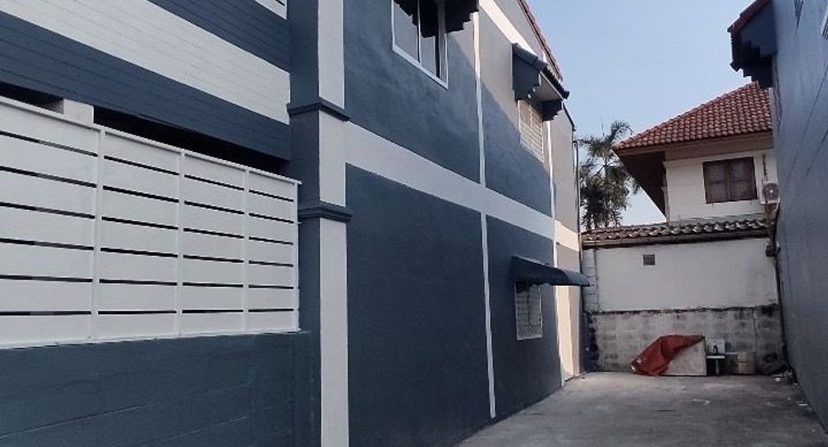For sale 2 bedrooms townhouse in Lam Luk Ka, Pathum Thani