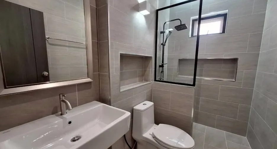 Haus zur Miete mit 3 Zimmer in Cha Am, Phetchaburi