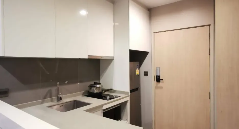 For sale and for rent 1 bed condo in Watthana, Bangkok