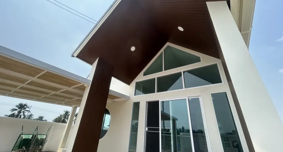 Haus zum Kauf mit 3 Zimmer in Ban Phaeo, Samut Sakhon