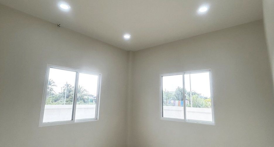 Haus zum Kauf mit 3 Zimmer in Ban Phaeo, Samut Sakhon