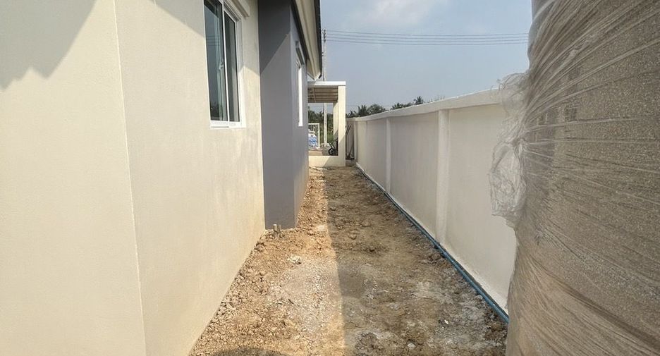 Haus zum Kauf mit 3 Zimmer in Ban Phaeo, Samut Sakhon