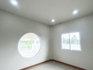 For sale 3 bedrooms house in Ban Phaeo, Samut Sakhon