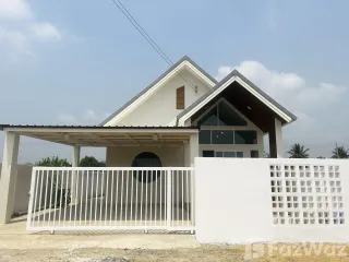 For sale 3 bedrooms house in Ban Phaeo, Samut Sakhon