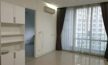 For sale 1 bed condo in Huai Khwang, Bangkok