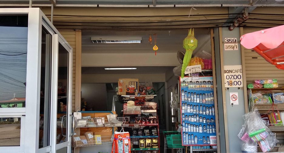 For sale 3 bedrooms townhouse in Phatthana Nikhom, Lopburi