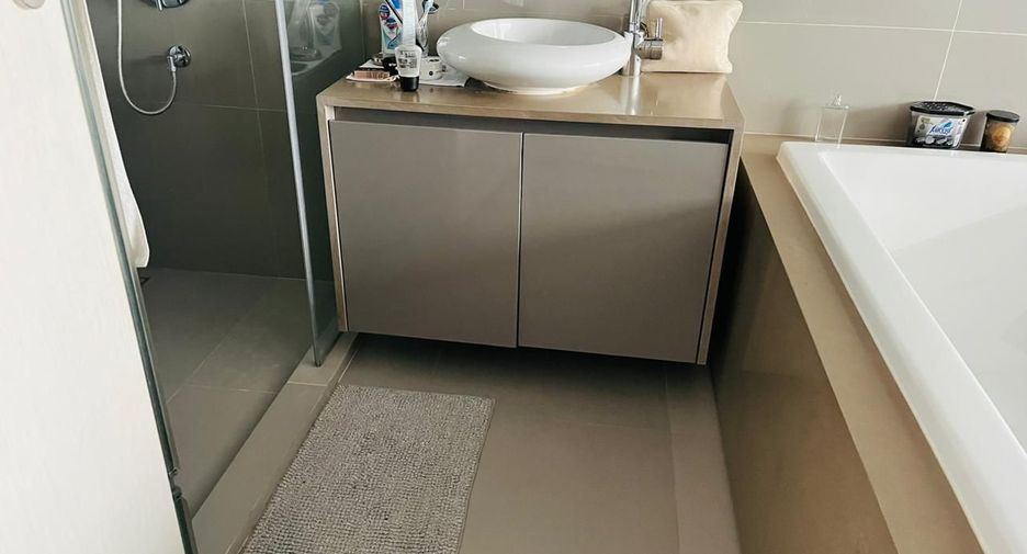 For sale 1 bed condo in Bang Rak, Bangkok