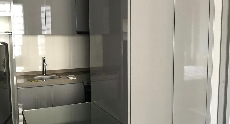For sale 1 bed condo in Bang Rak, Bangkok