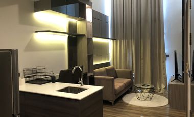 À vendre 2 chambres condo à Watthana, Bangkok