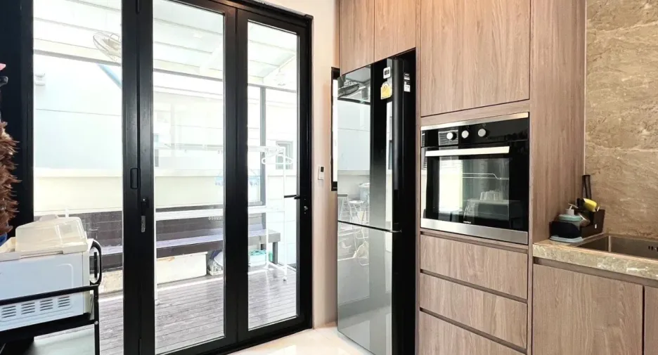 For sale 3 bedrooms house in Bang Phli, Samut Prakan