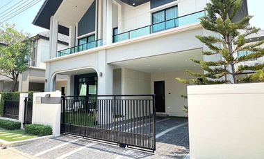 Haus zum Kauf mit 3 Zimmer in Bang Phli, Samut Prakan