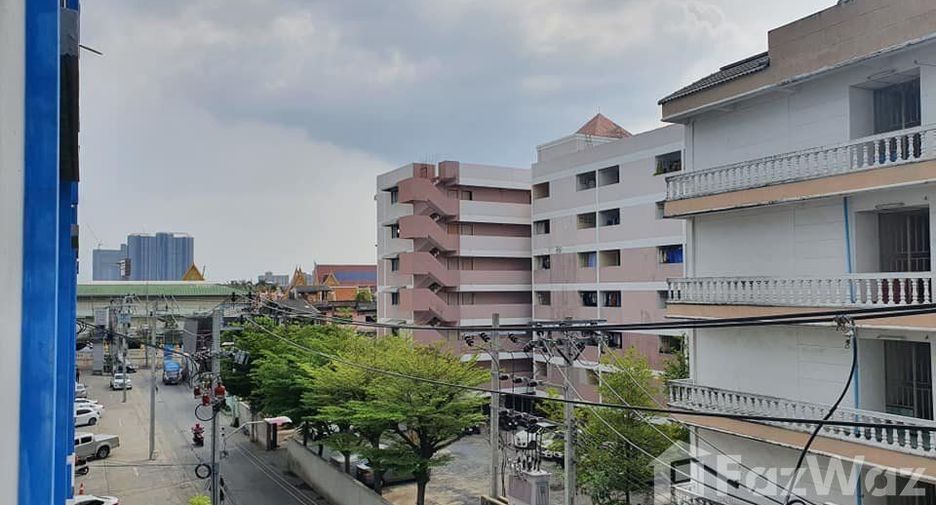 For sale 1 bed condo in Mueang Samut Prakan, Samut Prakan