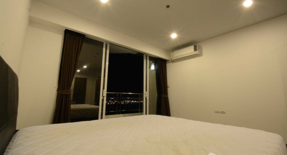 À vendre 2 chambres condo à Yan Nawa, Bangkok