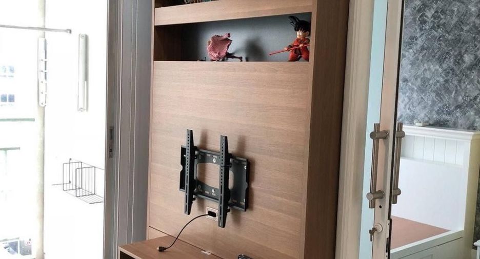 For sale 1 bed condo in Huai Khwang, Bangkok
