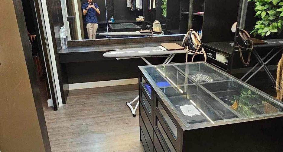 For sale 5 bedrooms house in Thanyaburi, Pathum Thani