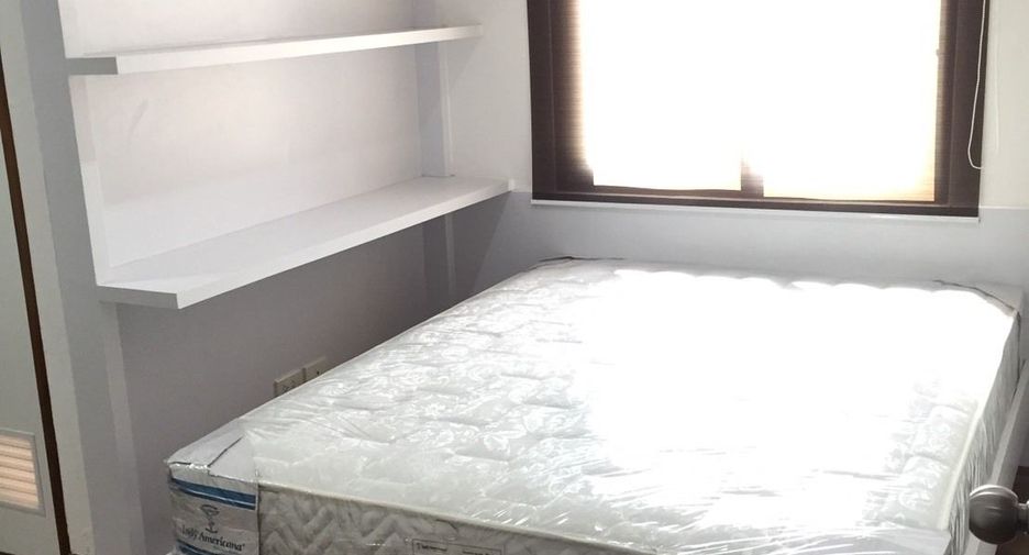 Reihenhaus zum Kauf mit 2 Zimmer in Mueang Chon Buri, Chonburi