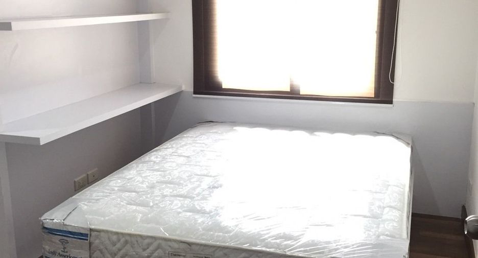 Reihenhaus zum Kauf mit 2 Zimmer in Mueang Chon Buri, Chonburi