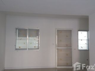 Продажа и аренда 3 спальни таунхаус в Mueang Chon Buri, Чонбури