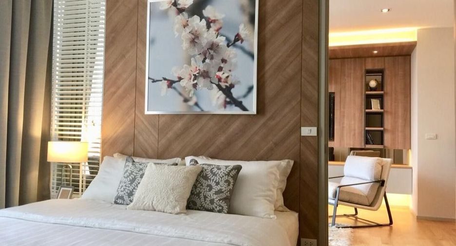 For sale 1 bed condo in Khlong Toei, Bangkok