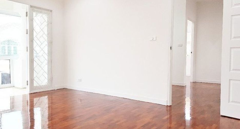 Haus zum Kauf mit 3 Zimmer in Bang Yai, Nonthaburi