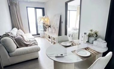 Wohnung zum Kauf und zur Miete mit 2 Zimmer in Huai Khwang, Bangkok