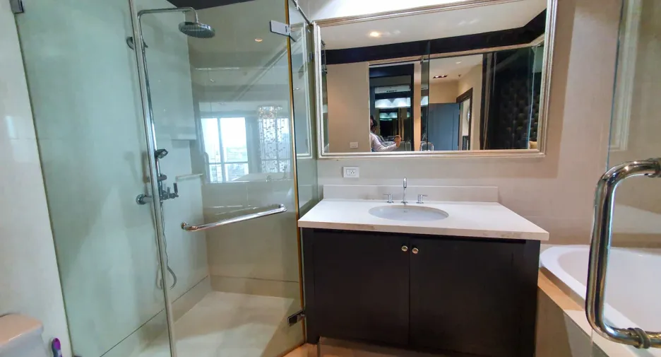 Condo en venta y en alquiler de 1 habitaciones en Khlong Toei, Bangkok