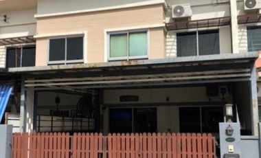 For sale 2 ベッドルーム townhouse in Mueang Pathum Thani, Pathum Thani