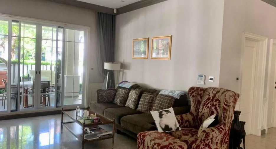 For sale 3 bedrooms house in Mueang Samut Sakhon, Samut Sakhon