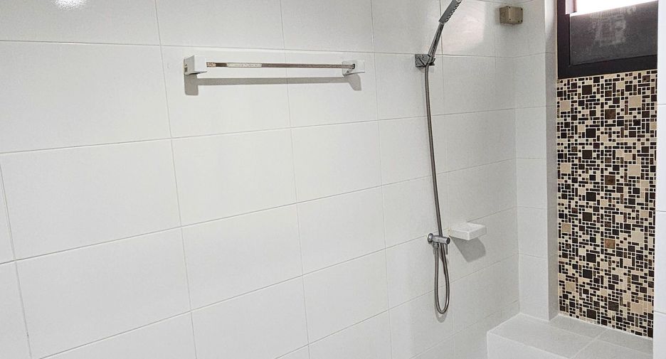 Reihenhaus zum Kauf und zur Miete mit 3 Zimmer in Mueang Pathum Thani, Pathum Thani